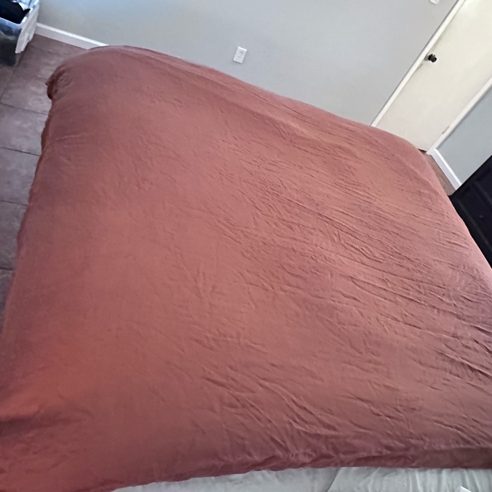 The Citizenry 100% French Linen Duvet Cover Terracotta Colored King B35 - Picture 2 of 13